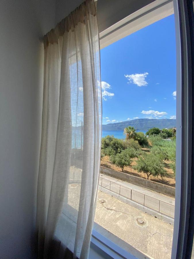 Thassa Beach Apartment No1 Leonidio Bagian luar foto