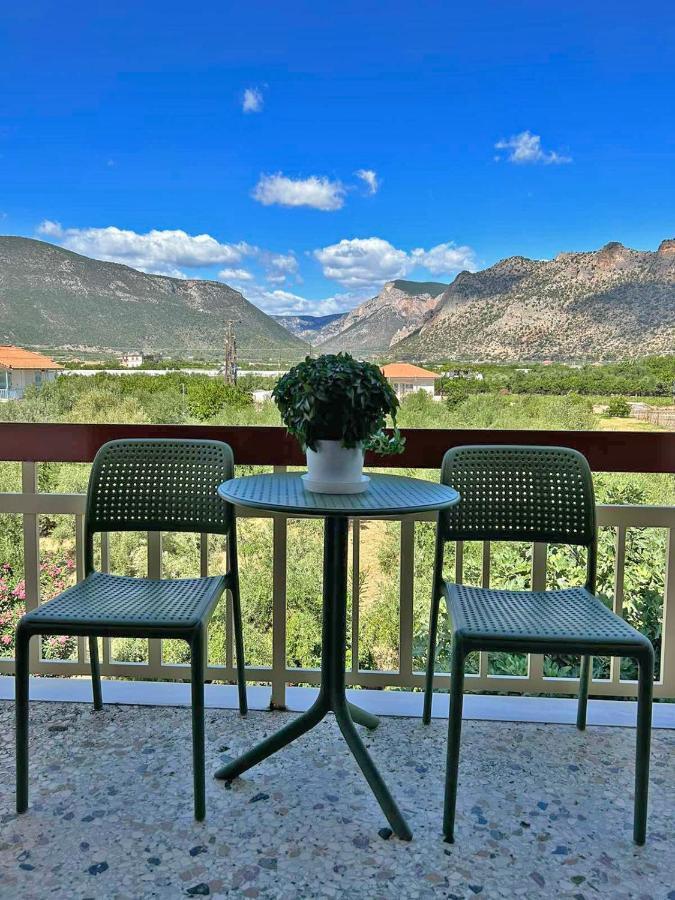 Thassa Beach Apartment No1 Leonidio Bagian luar foto